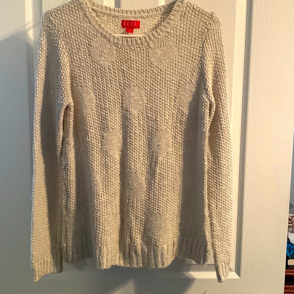Elle Sweaters - Elle Natural Surgery Pales with Silver Threading Thick Sweater Women’s Size M